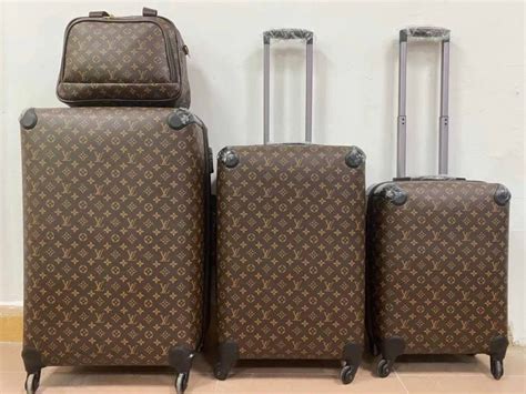 louis vuitton hard luggage replica|louis vuitton scam.